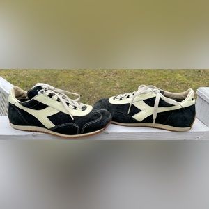Vintage 70’s Diadora suede sneakers.  Never worn.